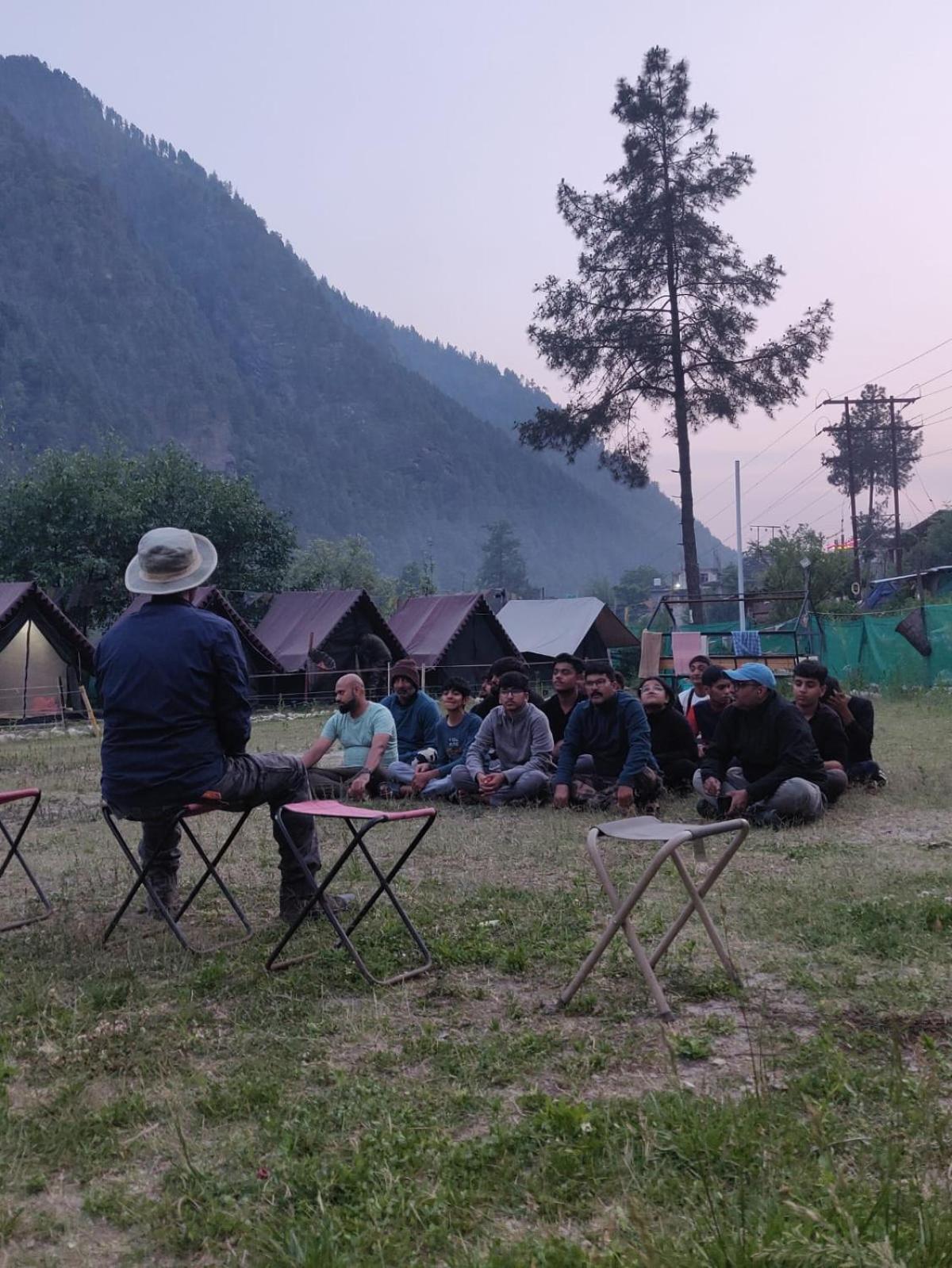 Himtrek Stay Kasol Exteriör bild