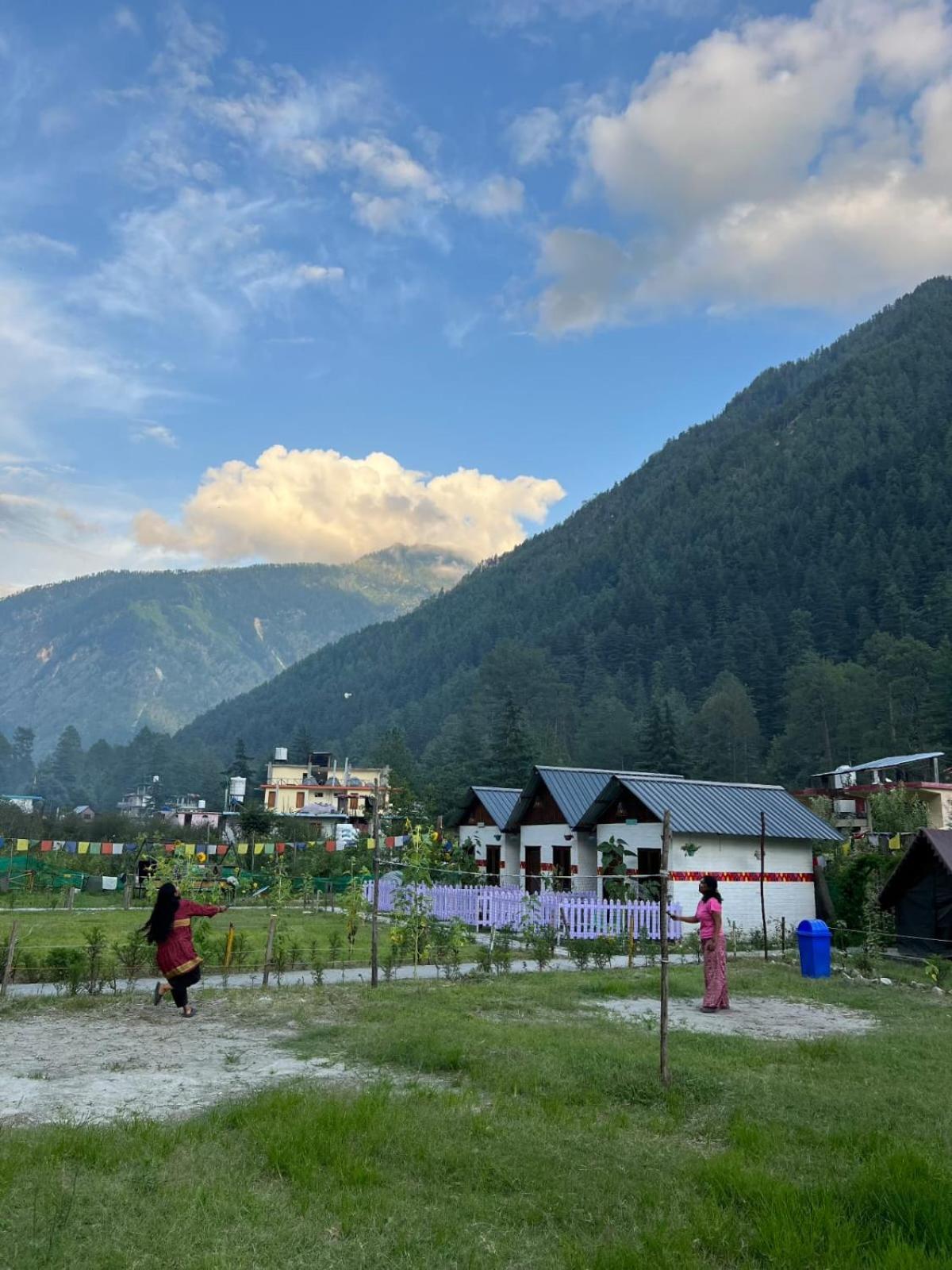 Himtrek Stay Kasol Exteriör bild