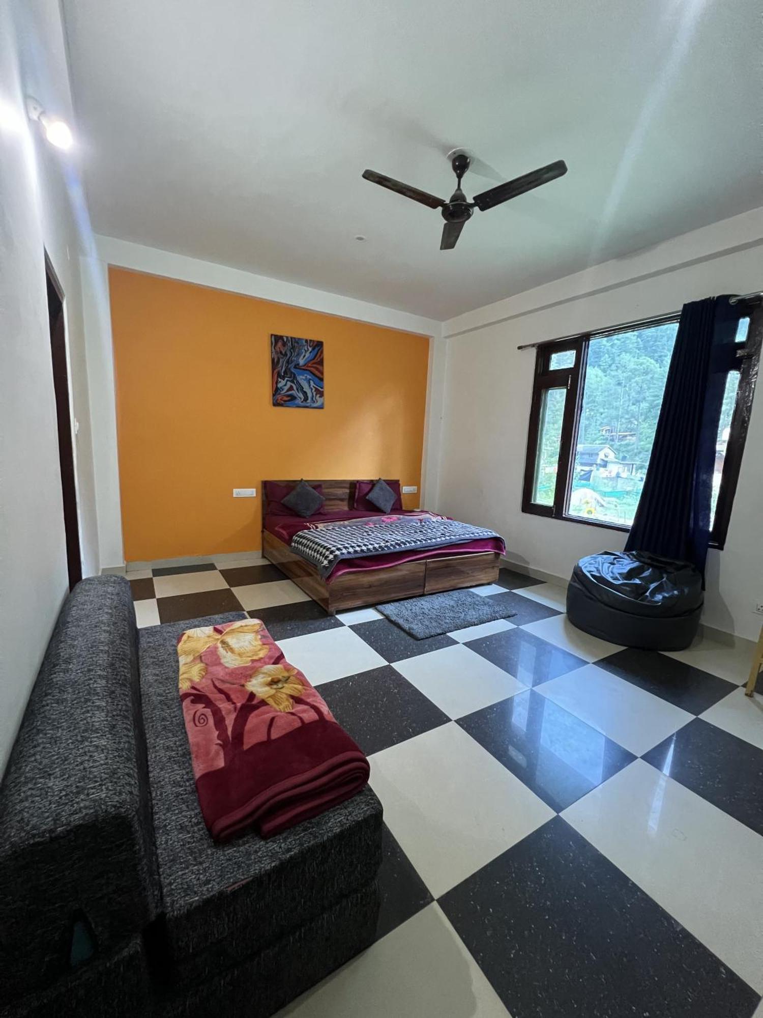 Himtrek Stay Kasol Exteriör bild